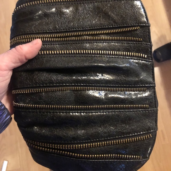 Matt & Nat purse Black clutch w removable strap - Picture 4 of 10